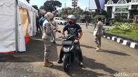 Ganjil genap diberlakukan sebagai upaya menekan mobilitas orang untuk menekan angka sebaran COVID-19 di Kota Bogor.