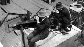 Hampir 900 tahun setelah ditemukannya kamera obscura, pada 1937, Joseph Nicephore Niepce yang berkebangsaan Prancis menemukan konsep fotografi yang praktis, yang kemudian dinamakan sebagai Daguerreotypes. Getty Images/Kirby  