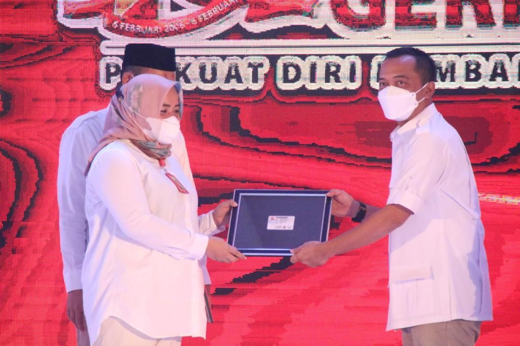 Pemberian bantuan dari Gerindra 12022021