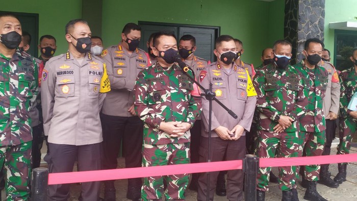 Rakor Kapolda Metro Jaya-Pangdam Jaya bahas PPKM Mikro (Luqman-detikcom)