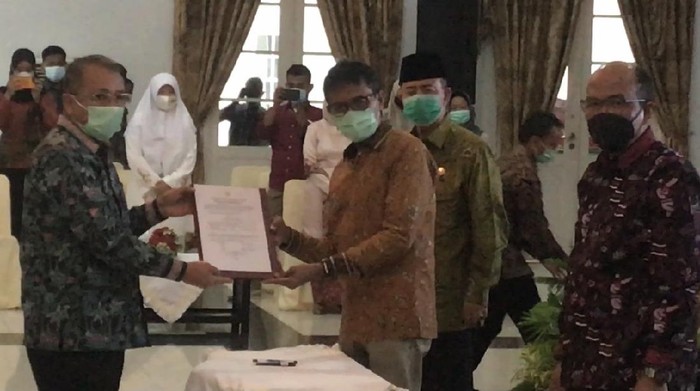 Sertijab Plh Gubernur Sumbar (Jeka-detikcom)