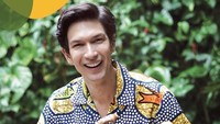 Dimas kini lebih dikenal sebagai pembawa acara kuliner, Bikin Laper di Trans TV. Selain itu, di Instagram ia memang kerap memamerkan momen kulineran. Foto: Instagram dimasbeck
