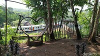 Wisata Lebuci ini berada di Desa Panyingkiran, Kecamatan Ciamis, Kabupaten Ciamis, Jawa Barat.
