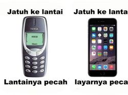 Meme Kocak Ponsel Jadul Vs Ponsel Masa Kini