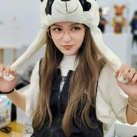 Di Weibo, Grace Chow merinci perselingkuhan Show Luo dengan banyak wanita. Influencer berusia 31 tahun tersebut menulis bahwa hubungan mereka berantakan ketika ia memeriksa daftar panggilan telepon Show Luo. Foto: Instagram @gracechowwwww