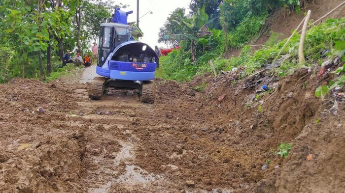 Kondisi longsor di Dukuh Kambangan, Desa Menawan, Kecamatan Gebog, Kudus, Sabtu (13/2/2021).