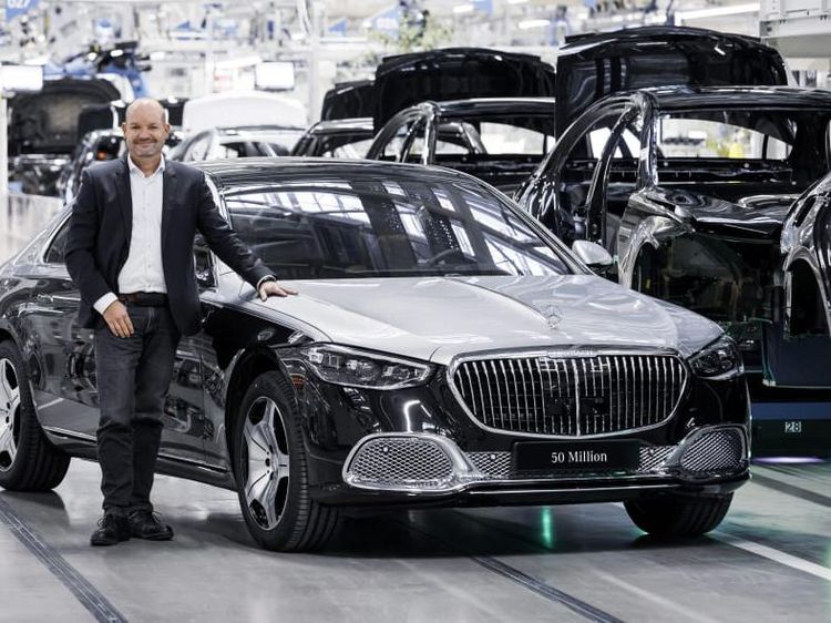 Mercedes-Benz Produksi Mobil Ke-50 Juta