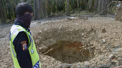 Lubang Gas Lumpur di Pekanbaru Mulai Ditutup
