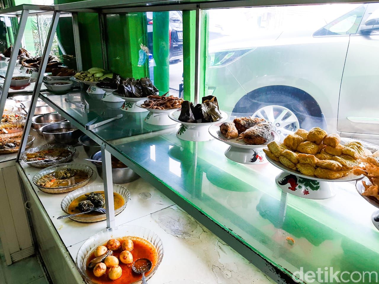 RM Warung Jambu Ibu Hj. Nyai langganan menteri