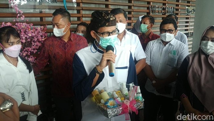 sandiaga uno di bali