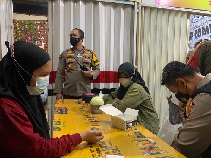 3 tempat makan di Pulogadung ditindak (Dok Istimewa)