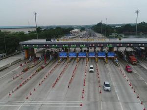 Arus Balik Libur Imlek, Tol Cikampek Terpantau Ramai Lancar