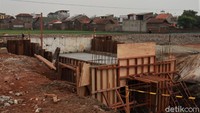 Tak hanya itu, infrastruktur transportasi itu juga dibangun untuk meningkatkan waktu tempuh. 