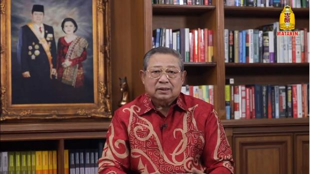 Presiden ke-6 Susilo Bambang Yudhoyono di acara perayaan imlek virtual