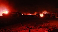 Dilansir dari AP, lebih dari 500 truk terbakar akibat insiden tersebut. Direktur Rumah Sakit Daerah Herat, Aref Jalali, tujuh orang yang terluka akibat kebakaran itu telah menjalani perawatan di rumah sakit.  AP Photo/Hamed Sarfarazi.