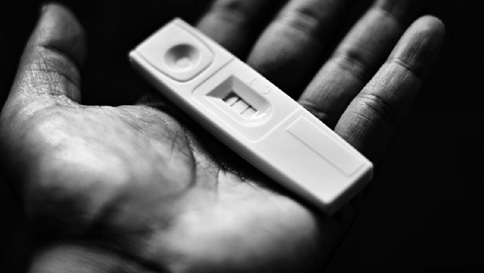 Positive pregnancy test