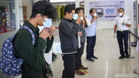 PT Kereta Api Indonesia (Persero) Daop 1 Jakarta menambah stasiun yang menyediakan layanan pemeriksaan COVID-19 dengan GeNose C19, yaitu di Stasiun Gambir Jakarta Pusat.  