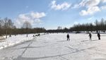 Ketika Taman Kota Membeku, Inilah Waktu Tepat Bermain Ski