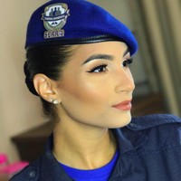 Di Instagram, Bruna juga populer karena sering berbagi mengenai saran karier. Aku selalu melakukan apa yang aku ingin dan apa yang aku suka. Ketika kita mendorong diri kita sendiri dan percaya, kita bisa menuju di mana kita impikan, tuturnya. Foto: Instagram @brunascalzer