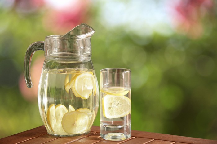 5 Cara Mudah Detoks Tubuh dalam Sehari Usai Makan Banyak