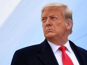 Trump Serukan Joe Biden Mundur Usai Taliban Duduki Afghanistan
