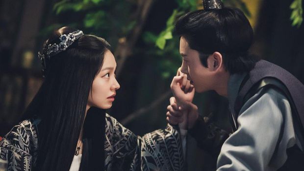 Lee Ji Hoon dan Choi Yoo Hwa