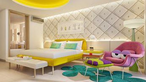 Suite ini memiliki harga yang berbeda. Dengan 3.000 kaki persegi dengan tepi pantai seluas 700 kaki persegi, ada berbagai fasilitas tambahan dan layanan pribadi, harganya USD 8.828 atau sekitar Rp 122 juta per malam yang menampung hingga 5 orang  (Nickelodeon Hotel & Resort)