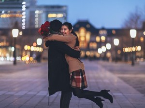 Hari Valentine, Orang Thailand Diimbau Pakai Masker saat Kencan dan Bercinta