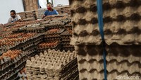 Meski di masa pandemi, permintaan telur sebagai bahan kebutuhan pokok (sembako) tidak pernah sepi.