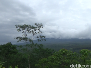 PVMBG Bandung Sebut Gunung Semeru Alami Pertumbuhan Kubah Lava Baru