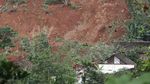 Potret Longsoran Gunung Wilis Nganjuk yang Timbun 16 Orang