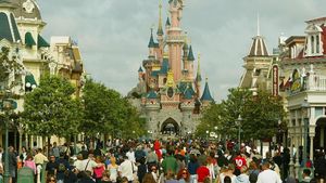 Tutup Hampir Setahun, Disneyland California Dibuka April 2021
