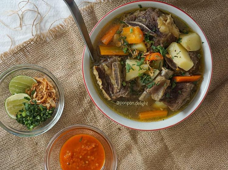 20 Sop Iga Mantul Ada di Sini