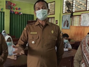 Tolak Terapkan SKB Seragam Sekolah, Walkot Pariaman Ngaku Tak Takut Sanksi