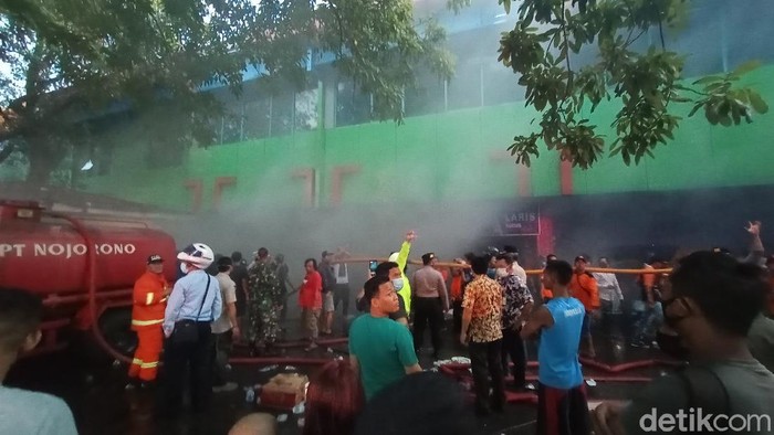 Kebakaran di Pasar Kliwon, Kudus, Selasa (16/2/2021).