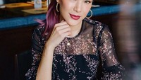 Ada steak dengan aneka sayuran segar yang jadi menu makanan Andrea saat tengah bersantai di sela-sela kesibukannya. Foto: Instagram @catwomanizer