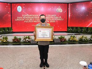 Layanan Online Polres Gresik Diganjar Penghargaan Pelayanan Publik Menpan RB