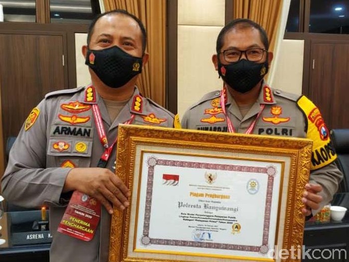 Polresta Banyuwangi Dapatkan Penghargaan Dari Kemenpan RB Dengan Nilai A