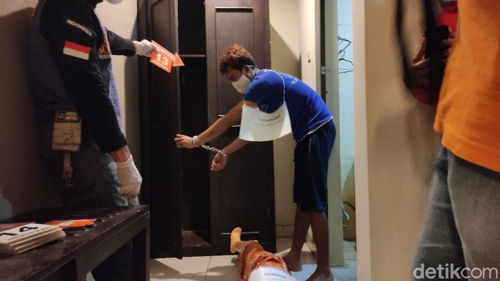 prarekonstruksi pembunuhan wanita di hotel semarang, 16/2/2021