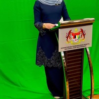 Beberapa netizen juga terlihat penasaran dan ingin mengetahui apa rahasia dari perubahan Rina tersebut. Rina Harun seharusnya membuat thread tentang cara dietnya. Dia melakukannya hanya dalam waktu dua bulan. Sedangkan aku perlu setahun penuh untuk menurunkan 25 kg, komentar salah seorang netizen. Foto: Instagram/@saidatulnisaaminuddin