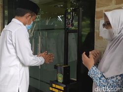 Si Kembar Pencegah COVID-19 dari Sragen