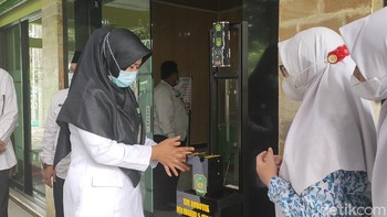 Alat kembar Satis dan Sutis tersebut kini dipergunakan di kantor Pelayanan Terpadu Satu Pintu (PTSP) Kemenag. (Andika Tarmy/detikcom)