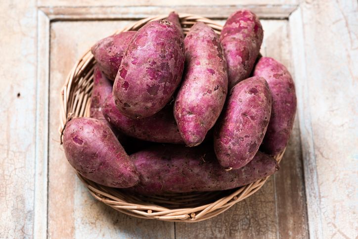 7 Makanan untuk Kulit agar Glowing dan Bercahaya, Konsumsi Rutin ya!