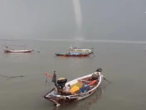 Angin Puting Beliung Muncul di Tengah Laut Kenjeran, Ini Penjelasan BMKG