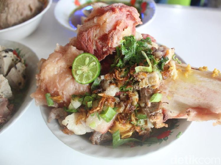 Bakso Kameumeut : Gurihnya Semangkuk Bakso Berlimpah Tetelan