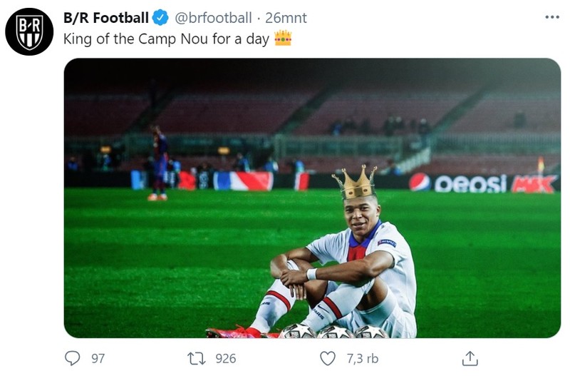 Barcelona kalah telak 1-4 dari PSG dalam lanjutan leg pertama 16 besar Liga Champions.