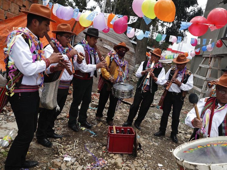 Ini Cara Warga Bolivia Ramal Keberuntungan, Penasaran?