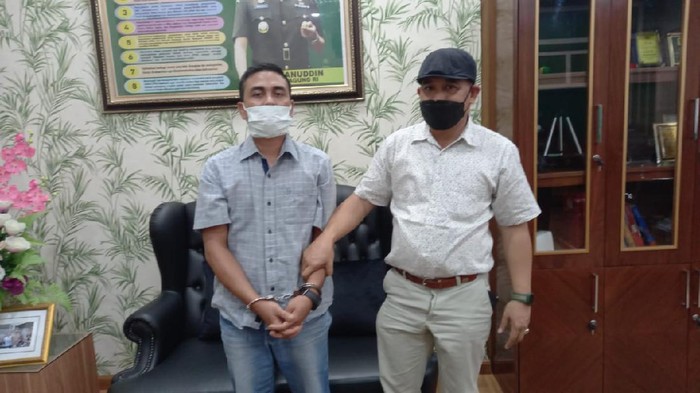 Buronan kasus dugaan korupsi Dana Desa Kampung Rantau Bintang, Aceh Tamiang, Aceh, ditangkap tim Kejati Sumut (dok Istimewa)