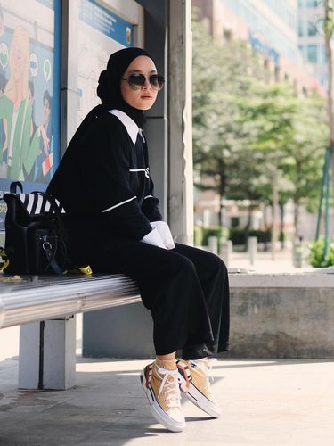Gaya hijab Nissa Sabyan.