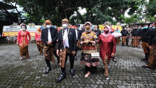 HUT ke-276 Kota Solo tahun ini menjadi momen berpamitan FX Hadi Rudyatmo dan Achmad Purnomo dari jabatan Wali Kota dan Wakil Wali Kota Solo, Rabu (17/2/2021).